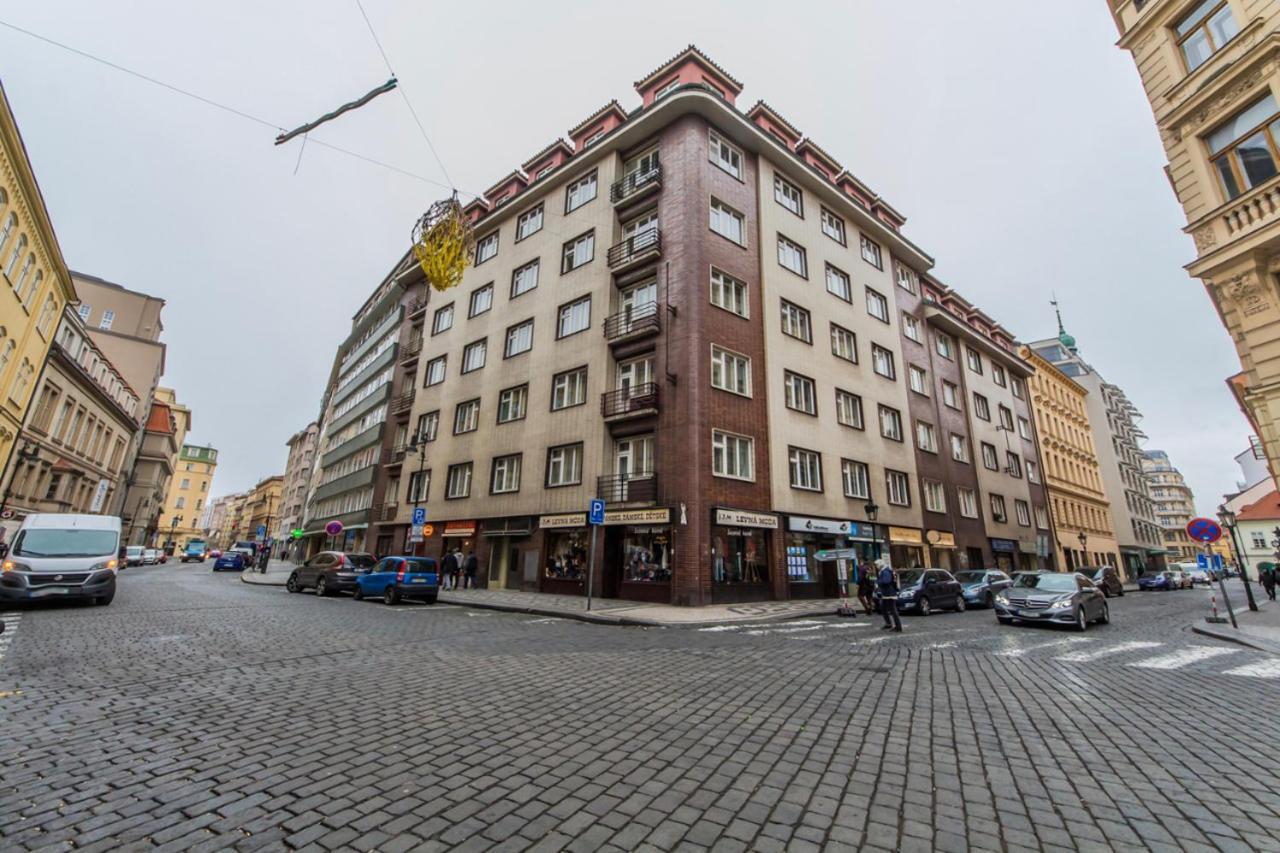 Ferienwohnung Cosy Flat In The Heart Of Prag Exterior foto